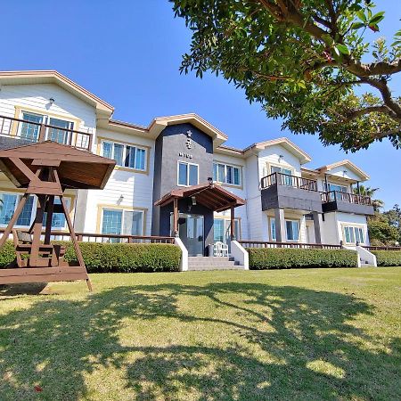 Gyulhouse Pension Seogwipo Bagian luar foto